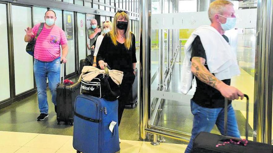 Llegada de turistas a Canarias la semana pasada. | | ANDRÉS CRUZ