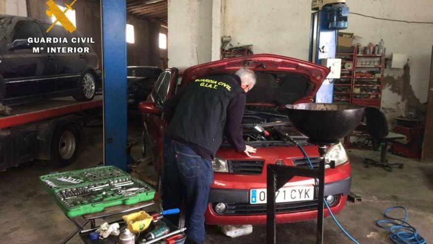 La Guardia Civil detecta un taller ilegal de reparación de automóviles en la Comarca de la Hoya de Huesca