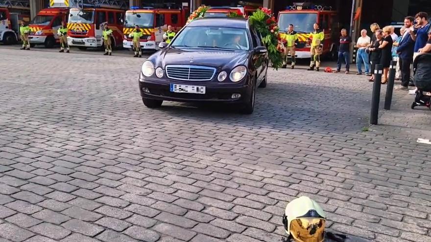 Los Bomberos de A Coruña se despiden de un compañero jubilado que ha fallecido