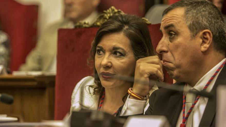El PP dice que Mireia Mollà no debe seguir &quot;ni un minuto más en política&quot;