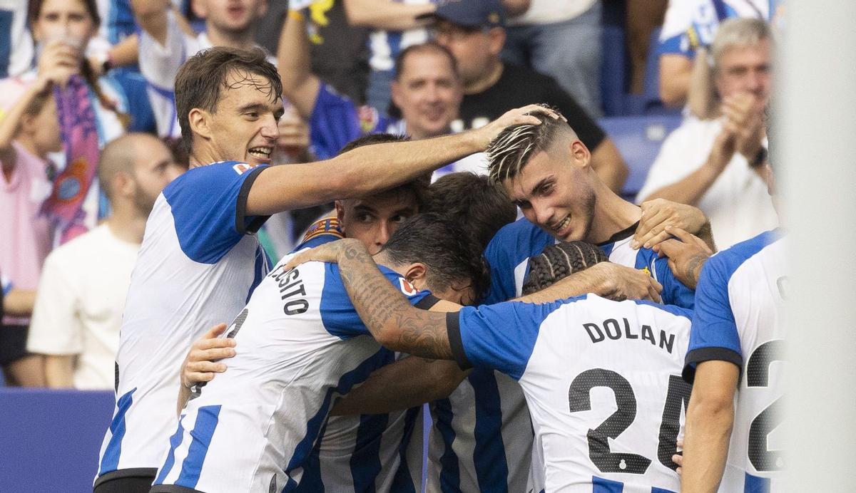 L’Espanyol clava un cop sobre la taula guanyant el Llevant