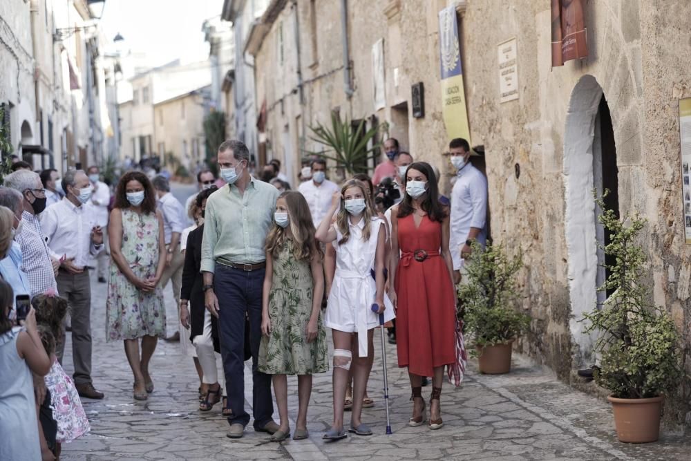 Die Königsfamilie besucht Petra auf Mallorca