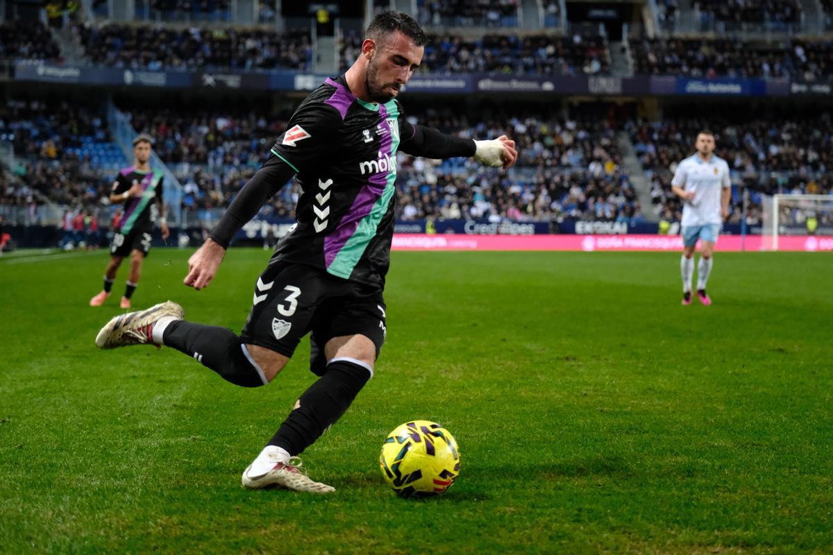 El Málaga CF se enfrenta al Real Zaragoza en La Rosaleda El Málaga CF se enfrenta al Real Zaragoza en La Rosaleda