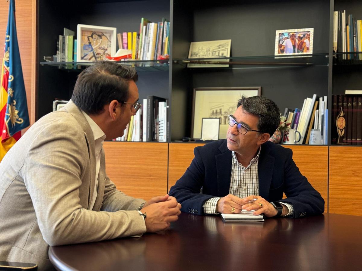 Rafael García y Pachi Pascual, alcaldes de Mutxamel y San Vicente del Raspeig respectivamente.