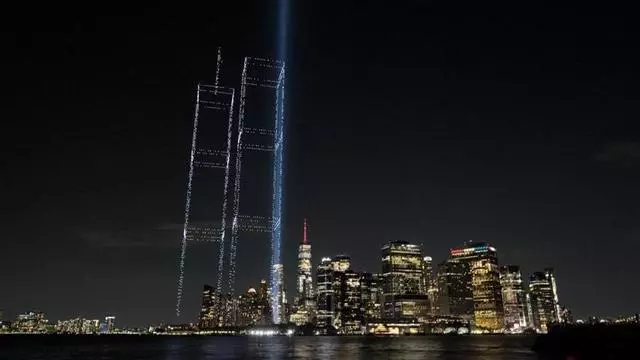 Las Torres Gemelas vuelven al skyline de Nueva York en el 25 aniversario del atentado