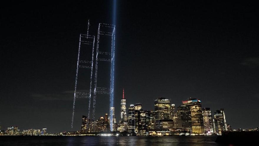 TORRES GEMELAS ATENTADO 11S | Las Torres Gemelas vuelven al skyline de Nueva York en el 25 aniversario del atentado