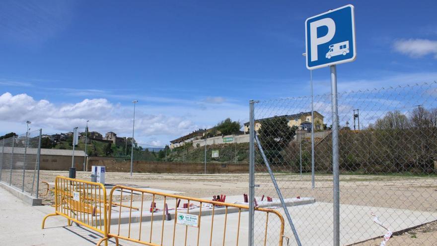 Puebla instalará un borne de control en el área de estacionamiento de caravanas