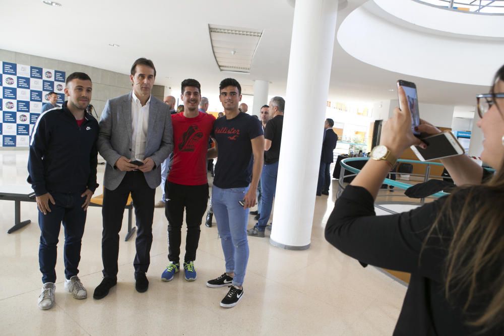 El seleccionador Julen Lopetegui en la Universidad de Alicante.