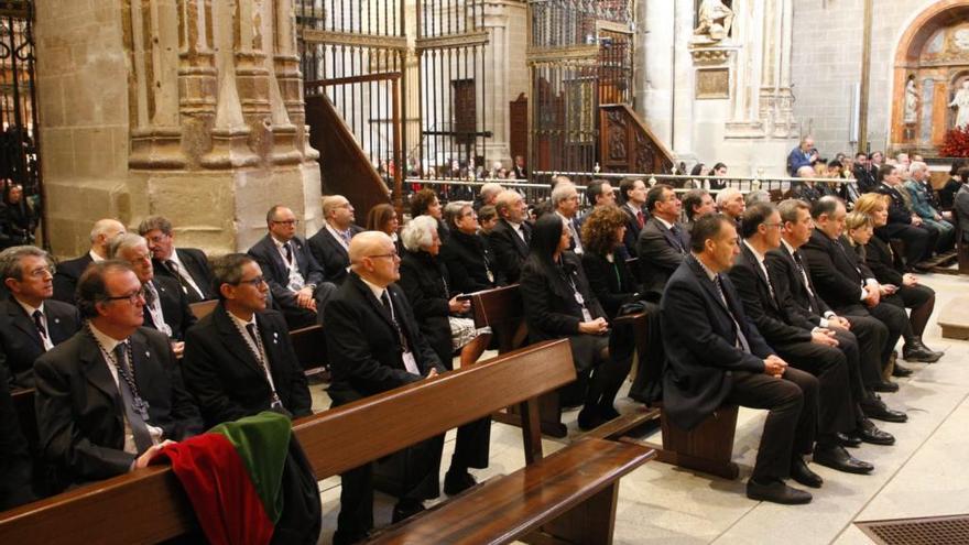 Un momento de la misa en la Catedral.