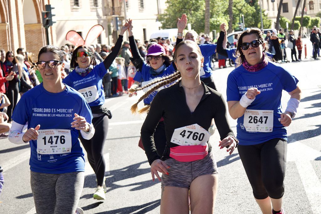 Las imágenes de la llegada a meta de la Carrera de la Mujer de Murcia 2024