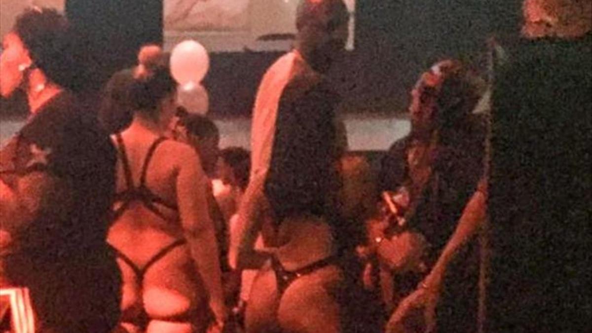 Lamar Odom se lo pasó en grande en un club de striptease