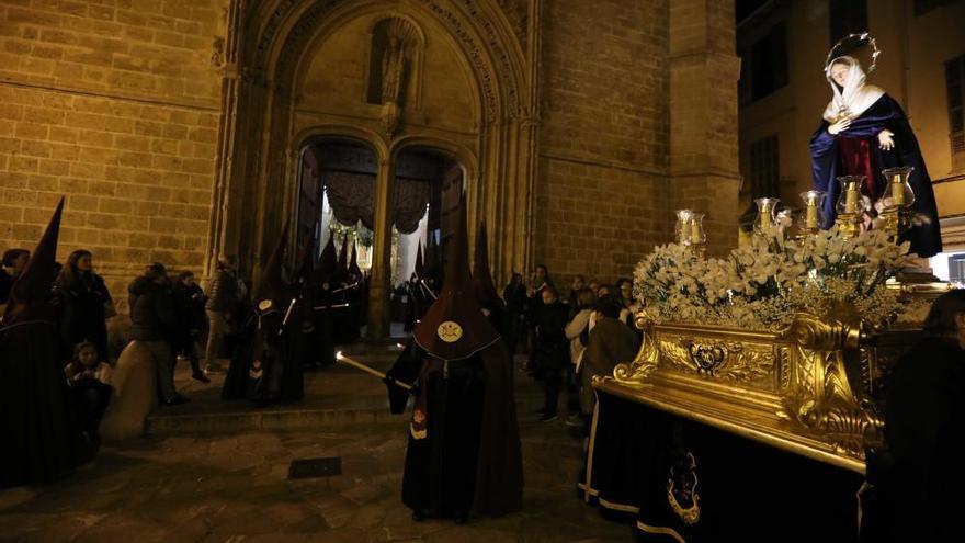 La Virgen Dolorosa de Palma engrandece su procesión