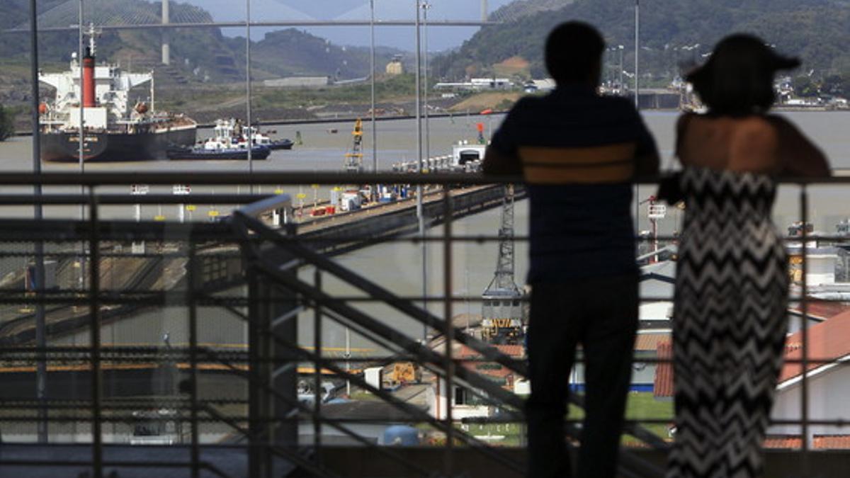 Vista general de la esclusa de Miraflores en el Canal de Panamá.