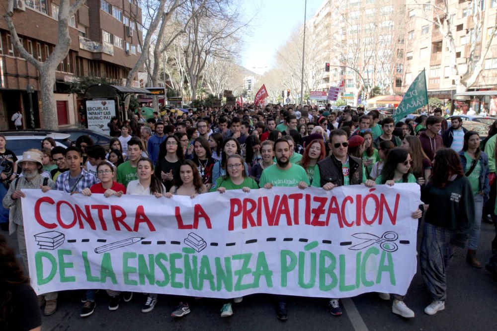 Protestas en defensa de la escuela pública en Cartagena