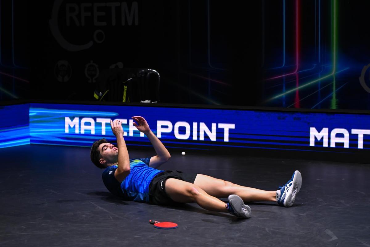 Diego Lillo tras ganar el punto que le hacía campeón.