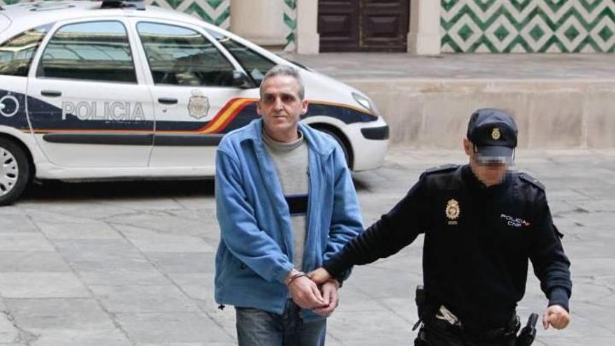 Condenado a 24 años de cárcel por descuartizar a su pareja en Cadrete