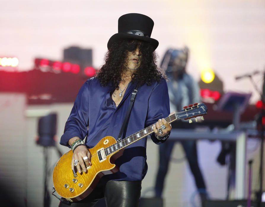 Guns and Roses abren su gira española en Bilbao