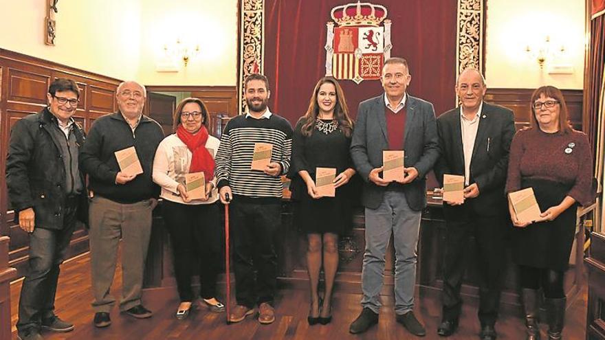 La diputación entrega el premio pascual tirado