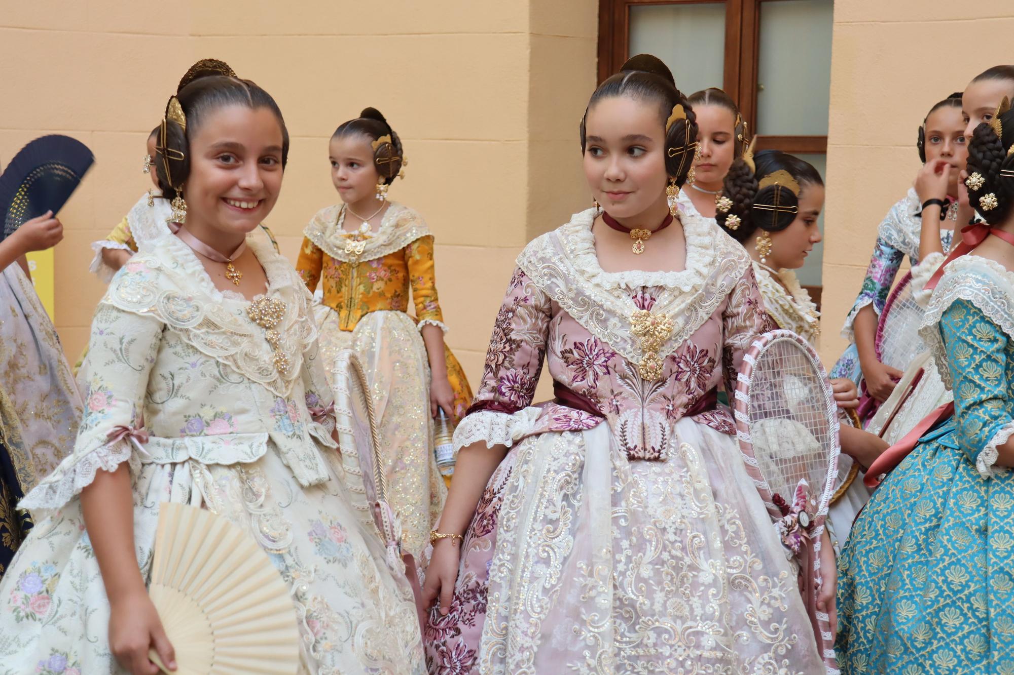 Las candidatas a Fallera Mayor e Infantil de València 2024 cierran la Fira en la Batalla de Flores