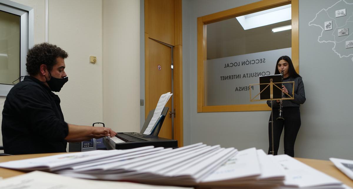 Miembros de la Escuela de Música, tocando durante el acto de inauguración del nuevo espacio.