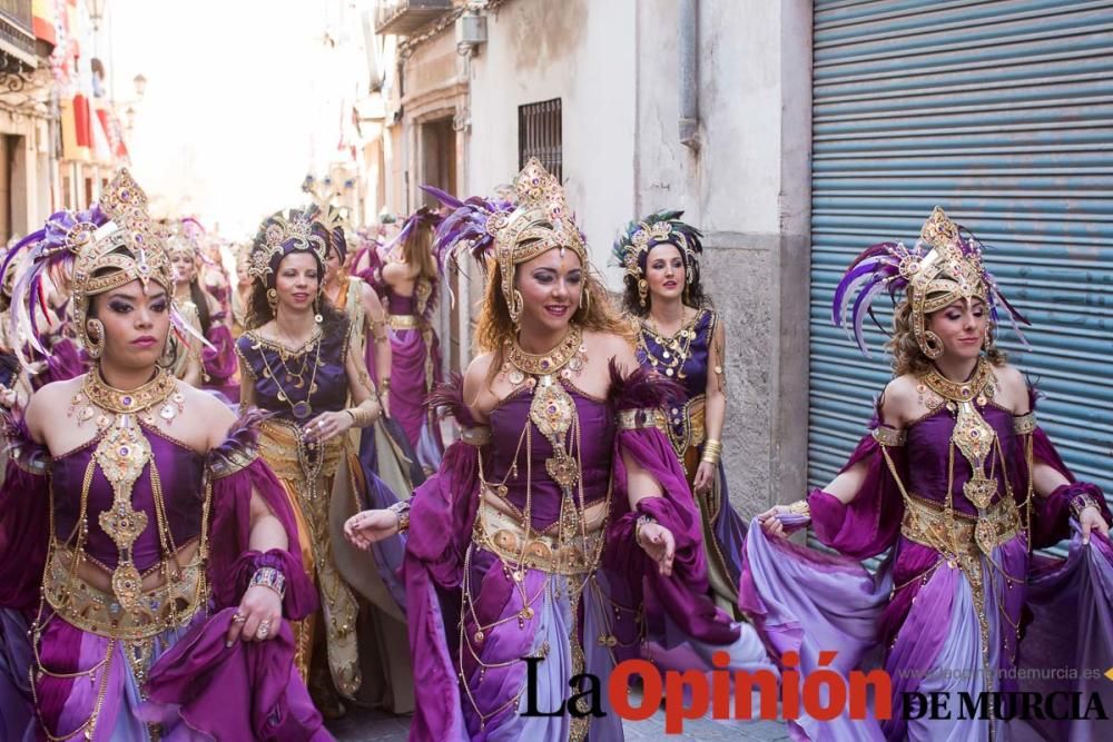 Procesión Desfile día 3 de Mayo en Caravaca