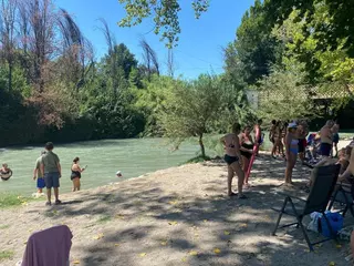 Sol y baños en el interior de la Región: Las playas fluviales alivian el calor de miles de murcianos