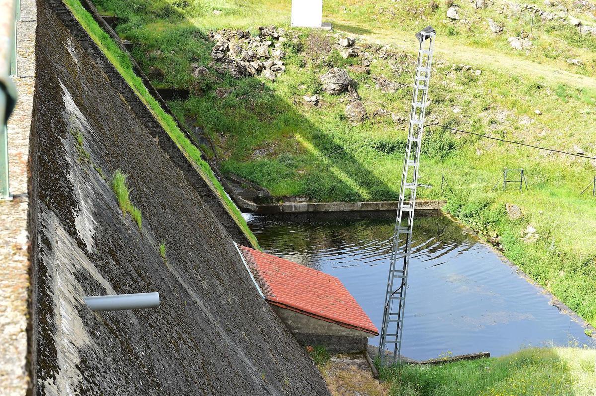 Fotogalería | Imágenes de la presa que abastece a Villar y Oliva de Plasencia