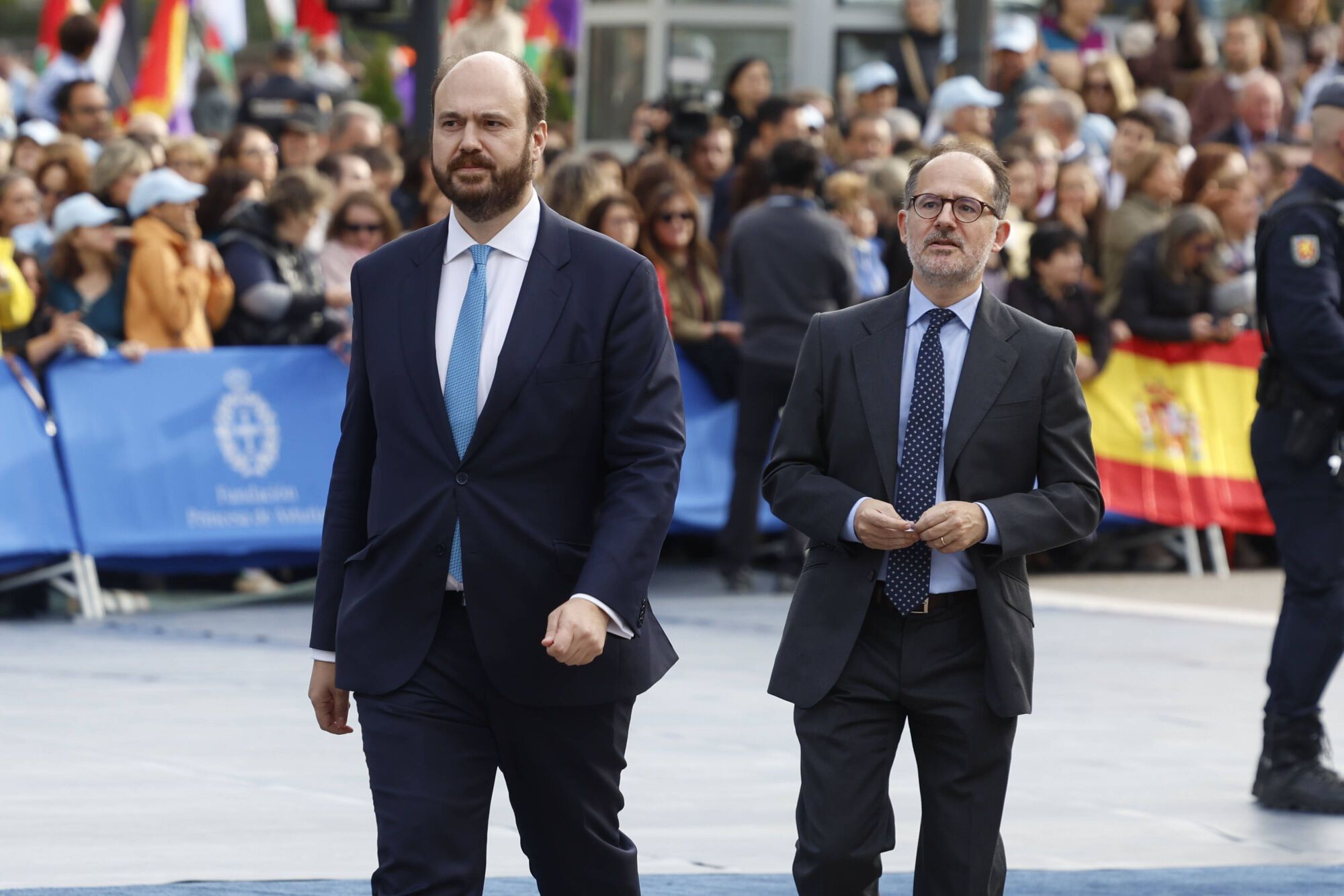 Así fue la llegada de los invitados a los premios "Princesa de Asturias" y su paso por la alfombra azul