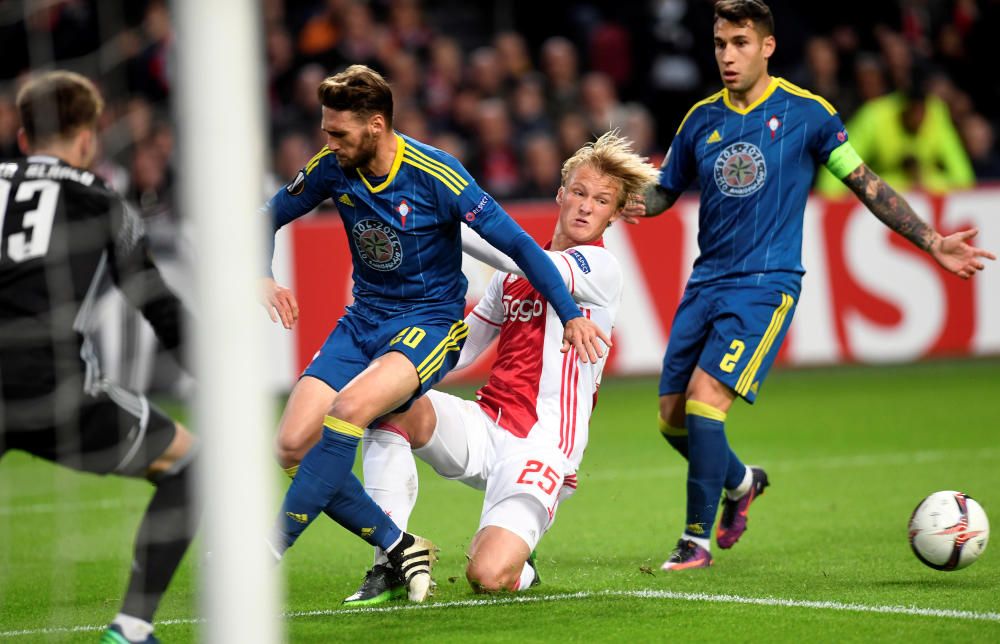 El Celta cae derrotado en el Amsterdam Arena