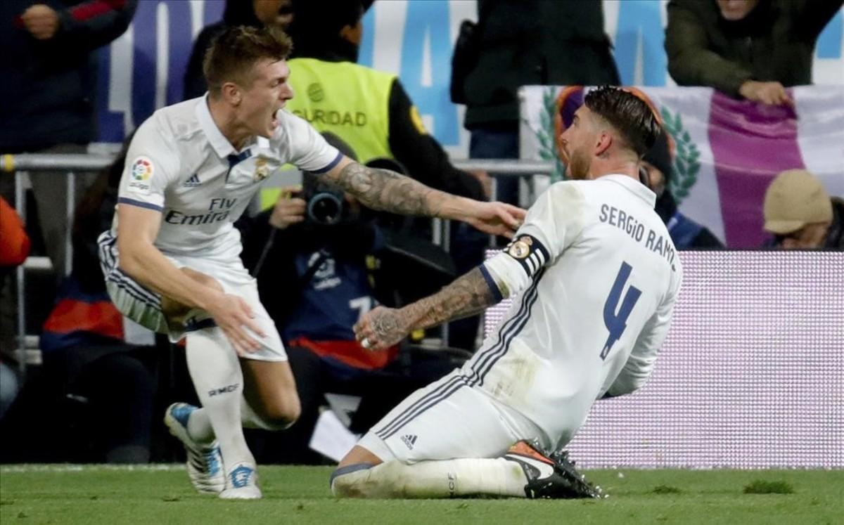 undefined36583102 gra274  madrid  10 12 2016   el defensa del real madrid serg161210233549