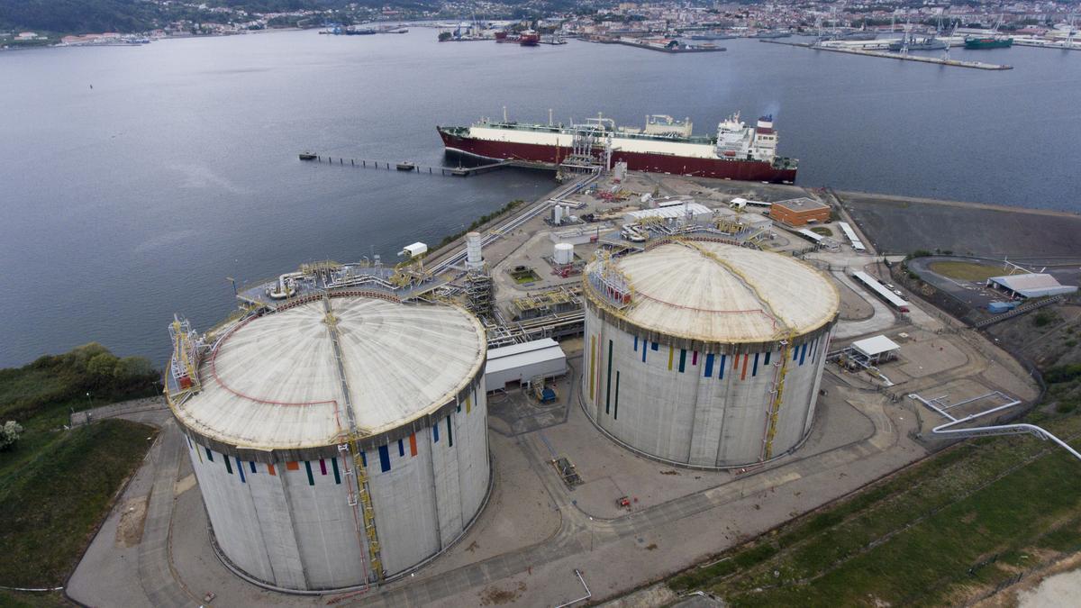 Terminal de gas natural licuado (GNL) de Reganosa en Mugardos (A Coruña).