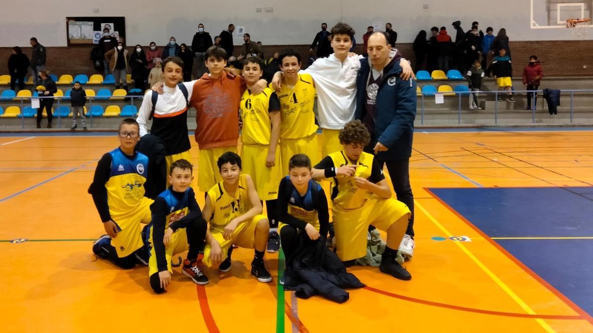 Equipo Infantil Masculino ABM que jugará la final frente al Zafra