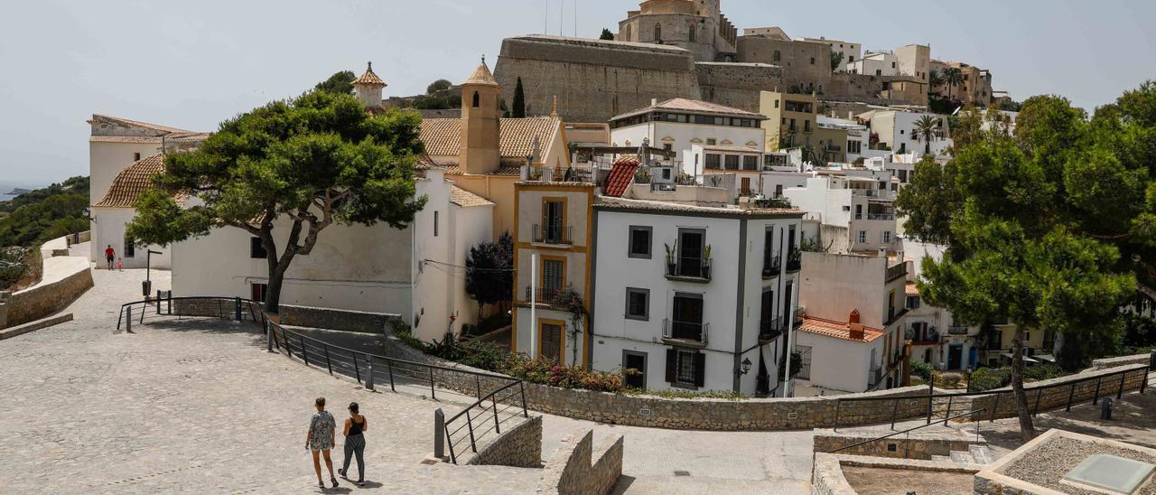 Imagen de Dalt Vila.