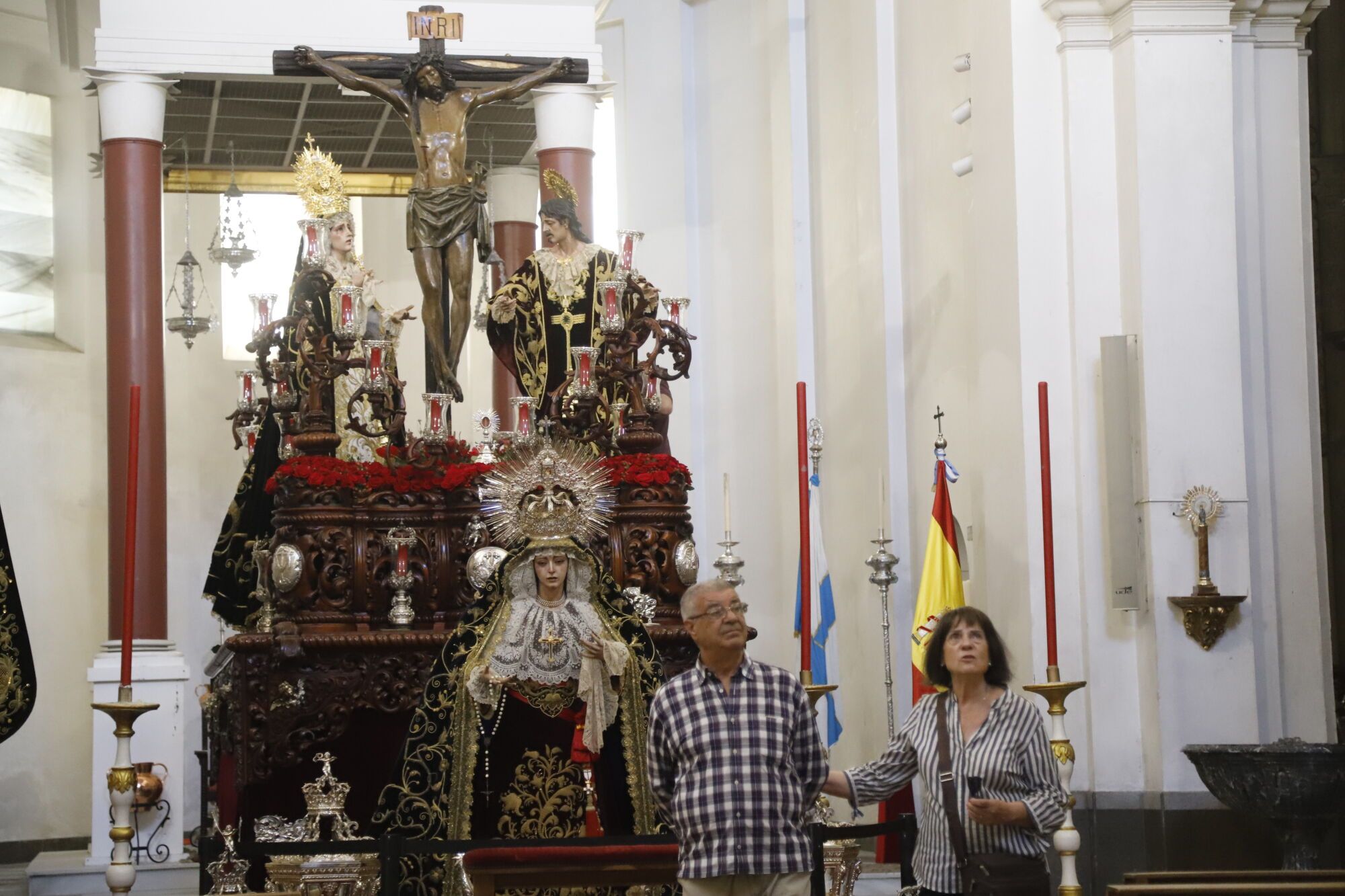 Córdoba  Previa y preparativos del Magno Vía Crucis Iglesia de Santiago Hermandad de las Penas de Córdoba