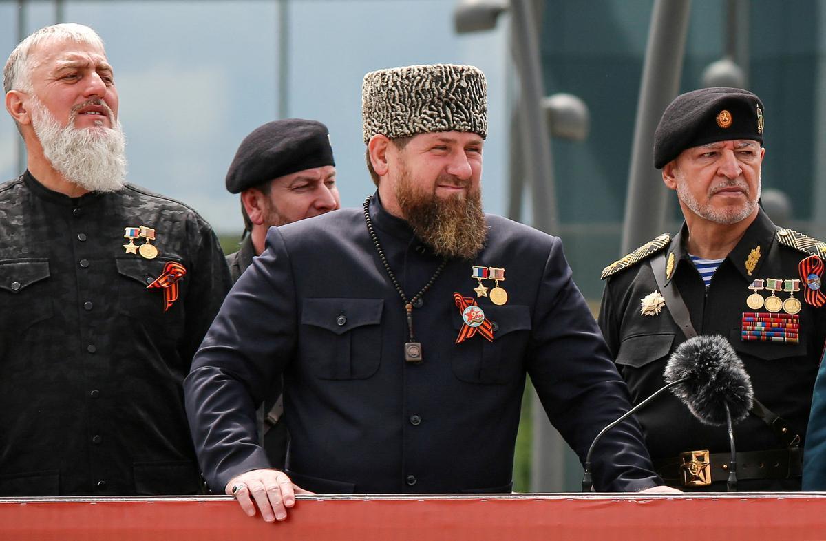 El líder txetxè aliat de Putin designa el seu fill de 15 anys com el seu cap de seguretat