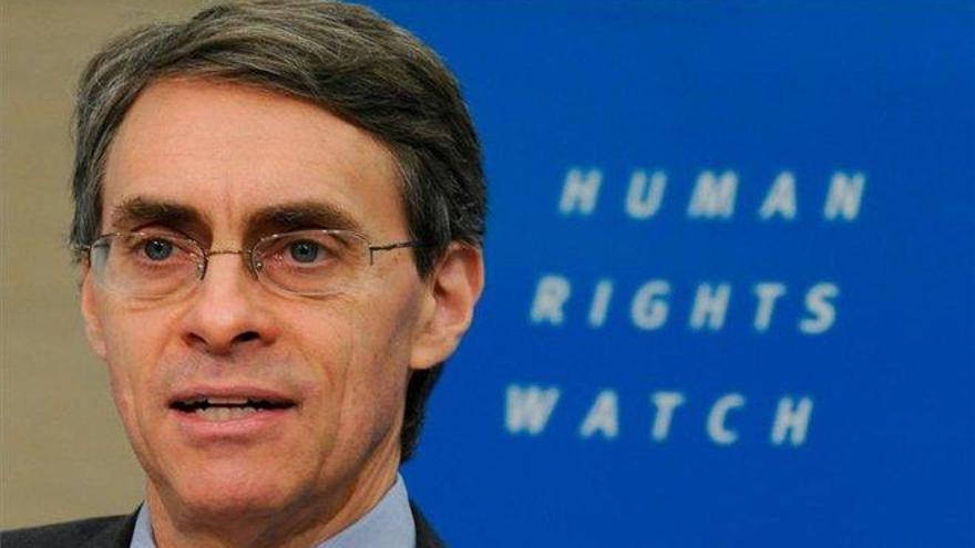 Hong Kong le niega la entrada al director ejecutivo de Human Rights Watch