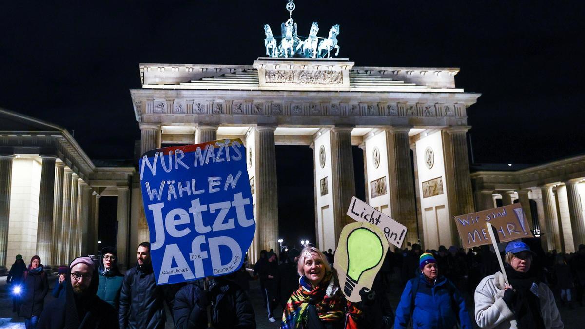 Las marchas alemanas contra la ultraderecha desbordan las previsiones con 1,4 millones de asistentes.