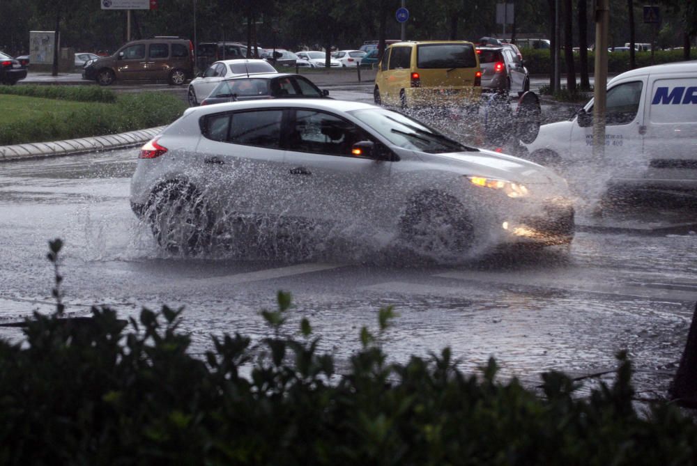 Una forta tempesta deixa 30 litres en una hora en a Girona