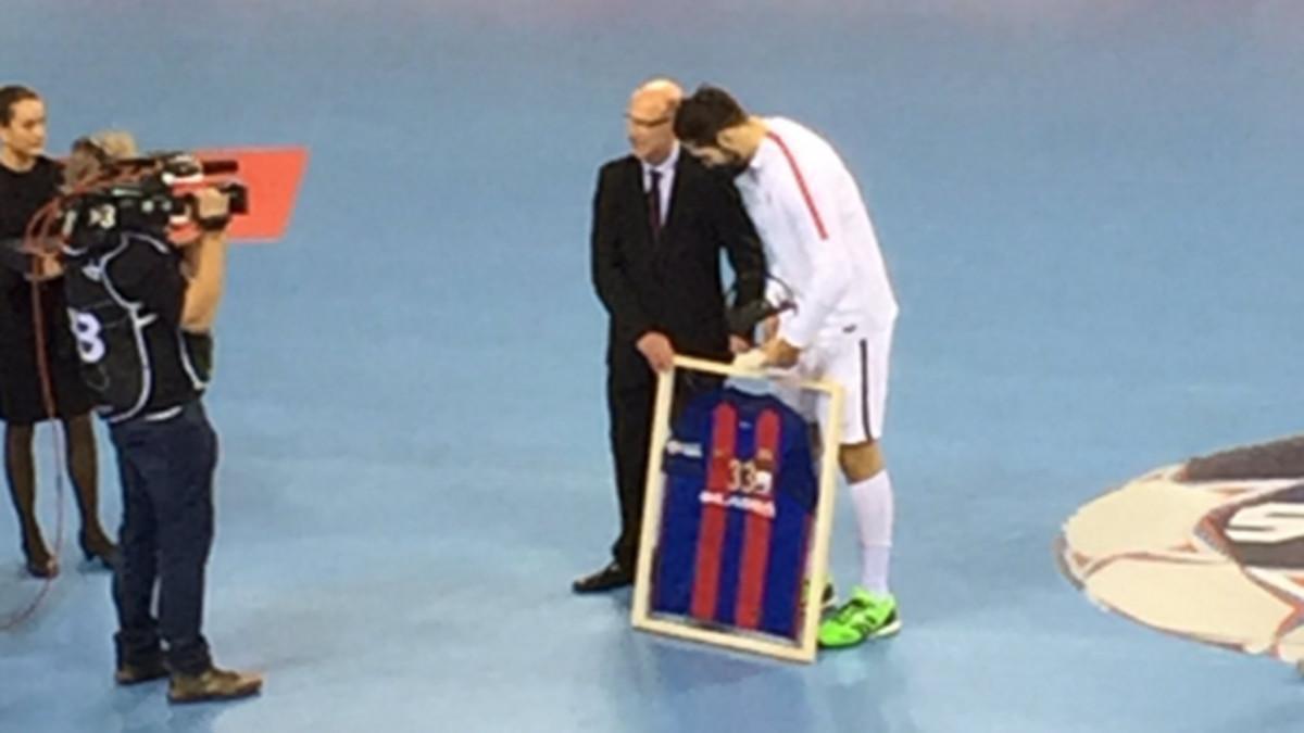 Karabatic se emocionó en el Palau