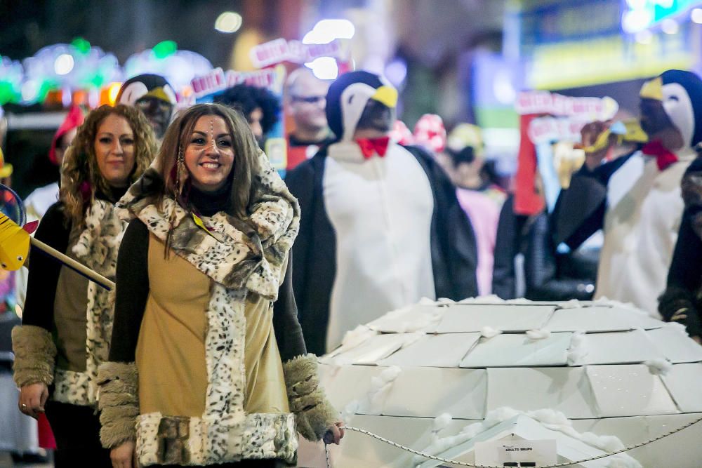 Búscate en las fotos del Carnaval en Benidorm