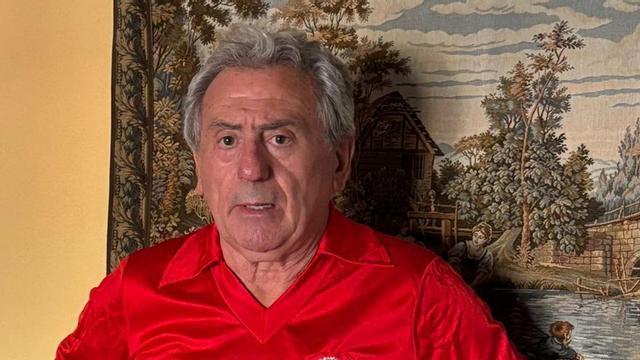 Enrique Morán, con la camiseta de España que lució en su primer partido como internacional.