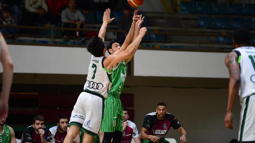 El Plasencia se la juega ante La Roda en un duelo al límite