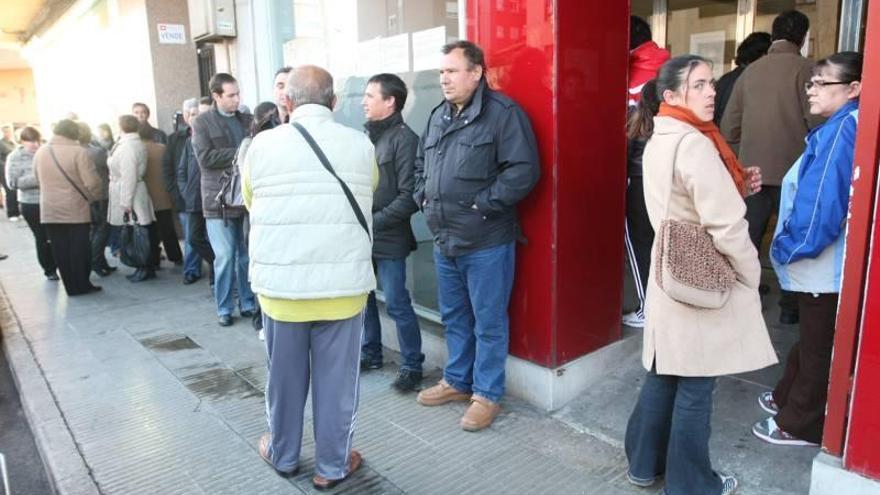 Marzo acaba con 295 parados más en la provincia de Castellón