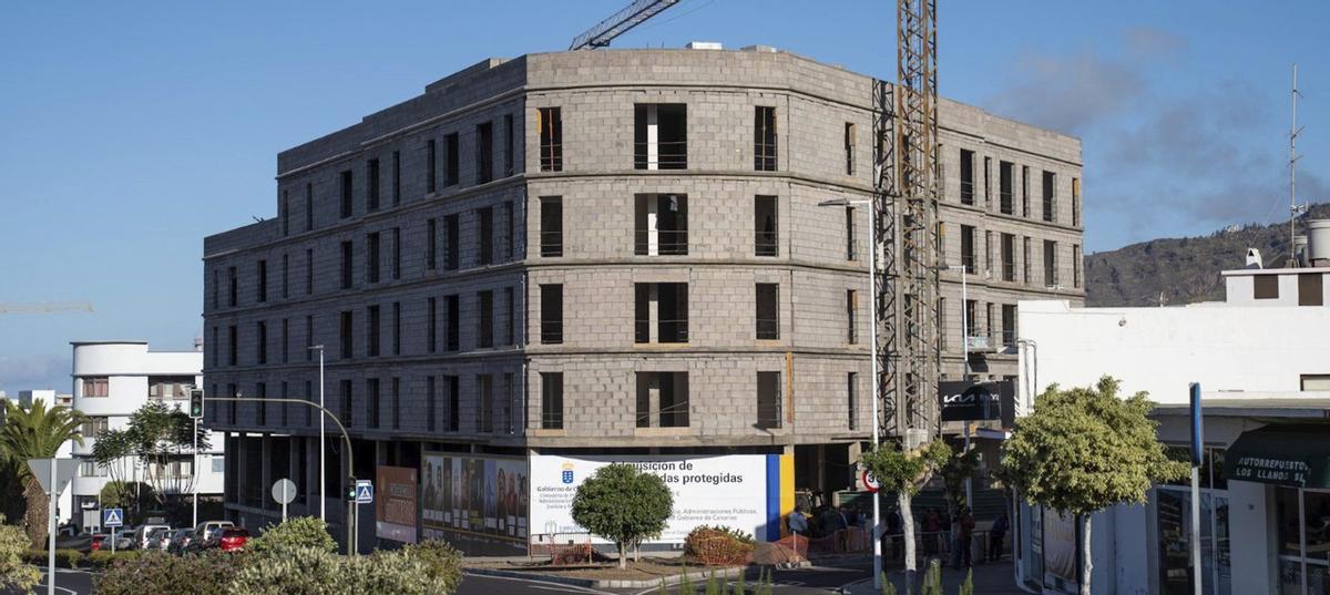 El catedrático Francisco Villar es el coordinador del equipo redactor de las leyes para la recuperación|