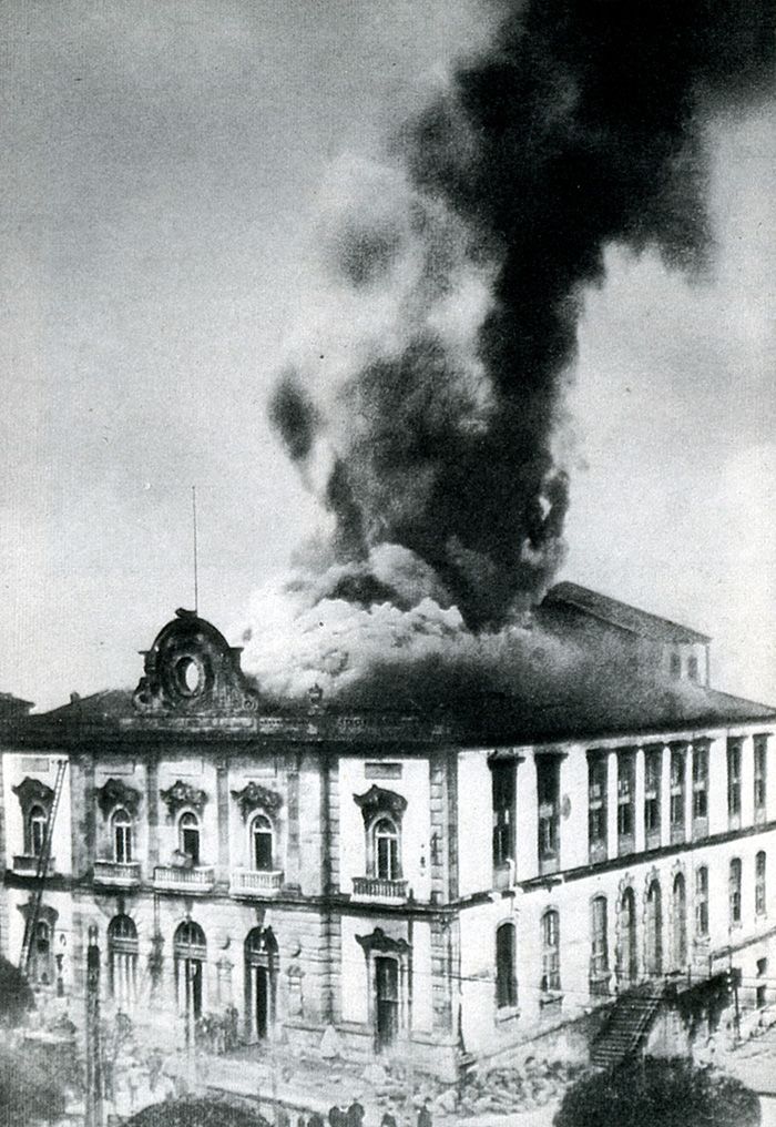 García Barbón, el teatro de los mil nombres