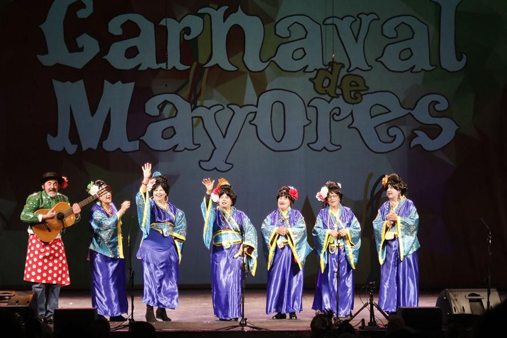 El Gran Teatro acoge la fiesta del Carnaval de los Mayores