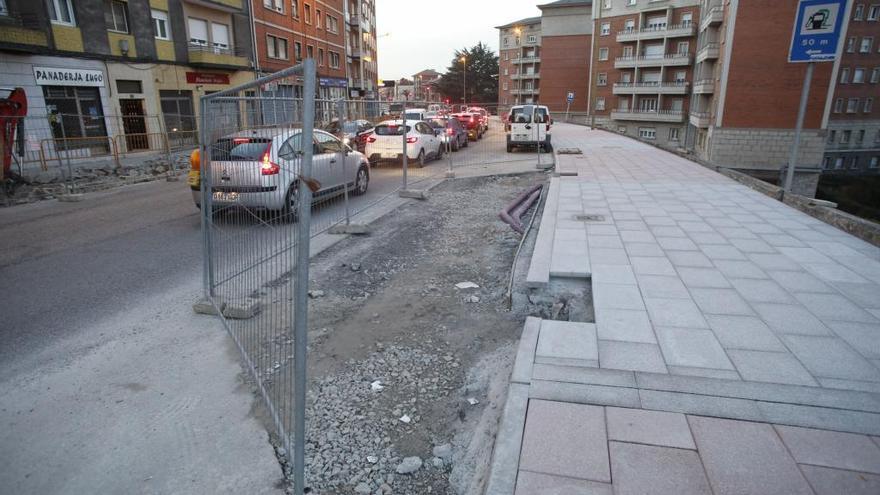 Obras en la calle Santa Apolonia.