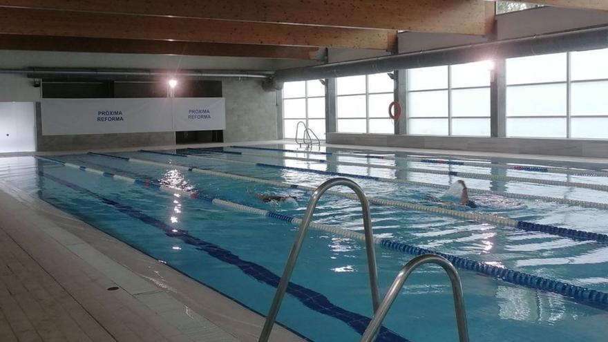 Piscina municipal de Sada.  | // LA OPINIÓN