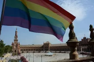 Colectivos LGTBI rechazan el Orgullo del Ayuntamiento: "No nos representa"