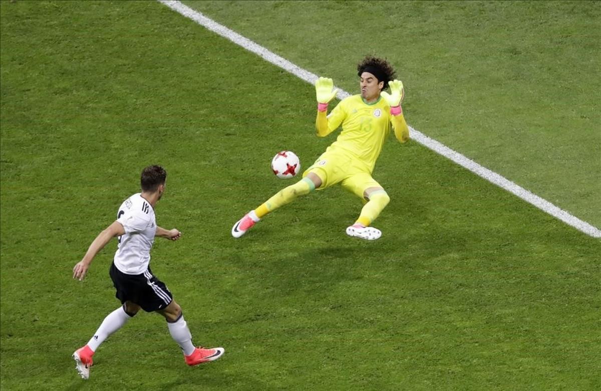 undefined39105886 mexico goalkeeper guillermo ochoa fails to save the ball as 170629205136